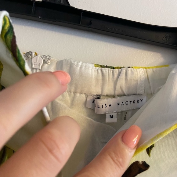 Beautiful jumpsuit - Picture 2 of 6